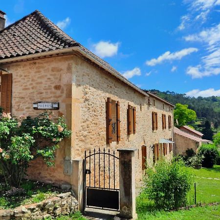 Le Logis Des 3 Coeurs Chambre La Boheme Saint-Cernin-de-lʼHerm Екстериор снимка