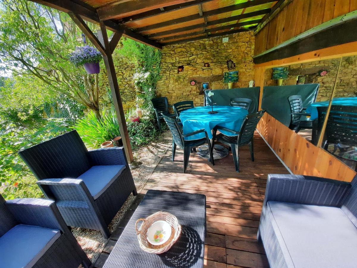 Le Logis Des 3 Coeurs Chambre La Boheme Saint-Cernin-de-lʼHerm Екстериор снимка